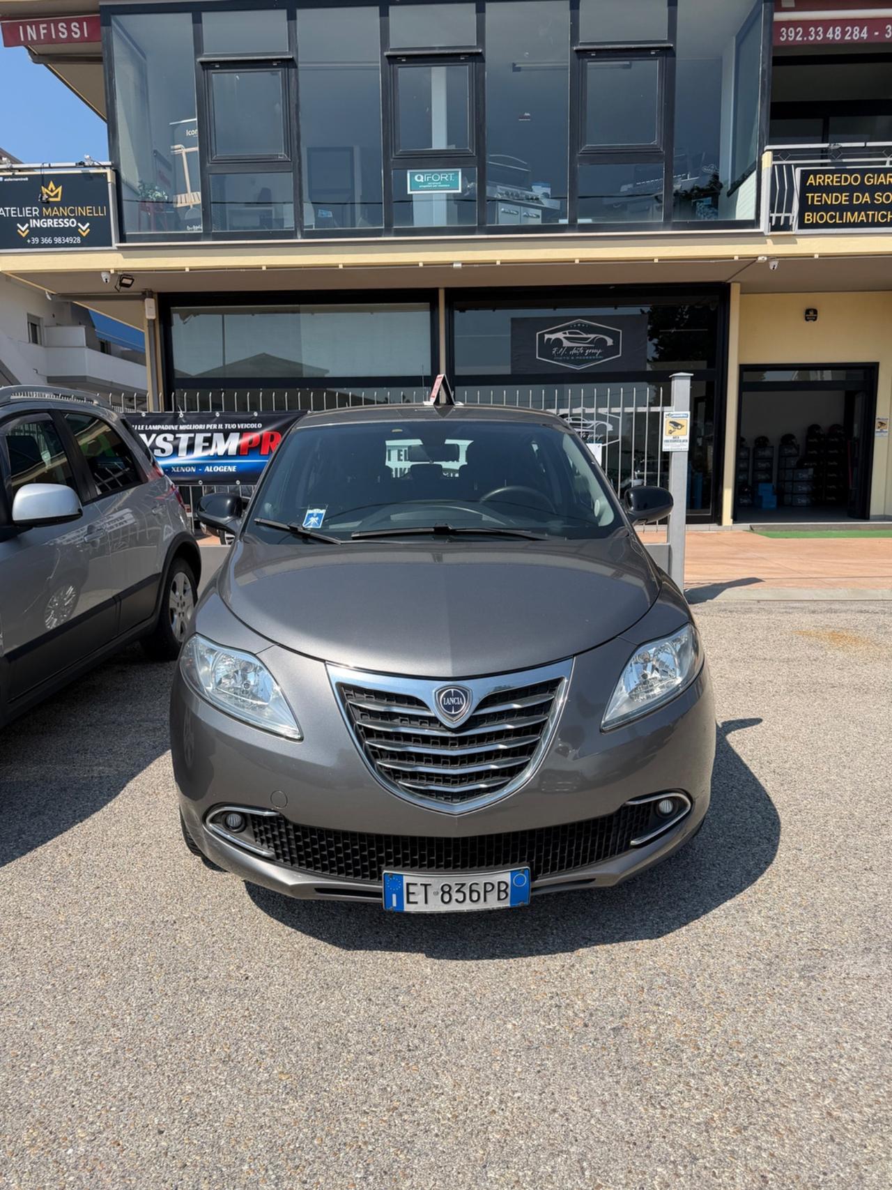 Lancia Ypsilon 1.3 MJT 16V 95 CV 5 porte S&S Gold