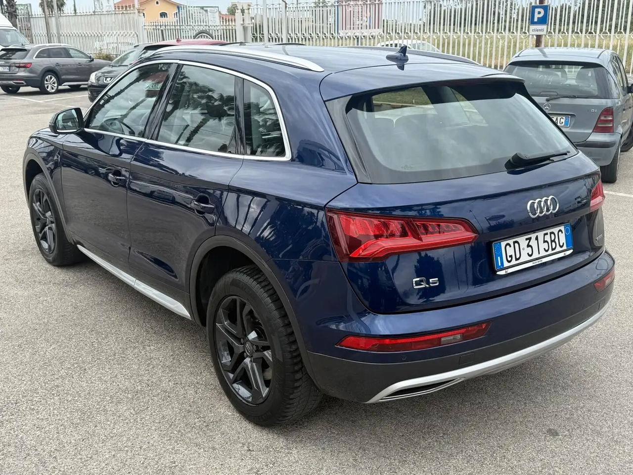 Audi Q5 40 TDI 204 CV quattro S tronic Business Sport