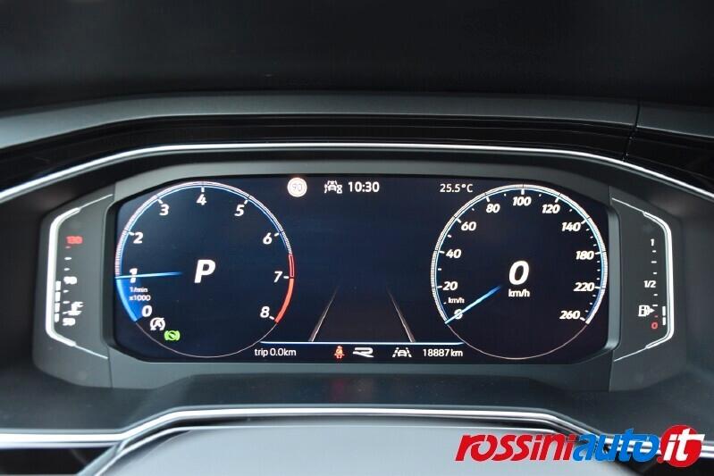 VOLKSWAGEN TAIGO 1.0 TSI 116 CV DSG R-LINE + MATRIX LED R18 REA