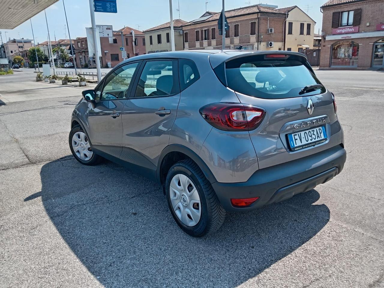 Renault Captur dCi 8V 90 CV EDC Sport Edition2