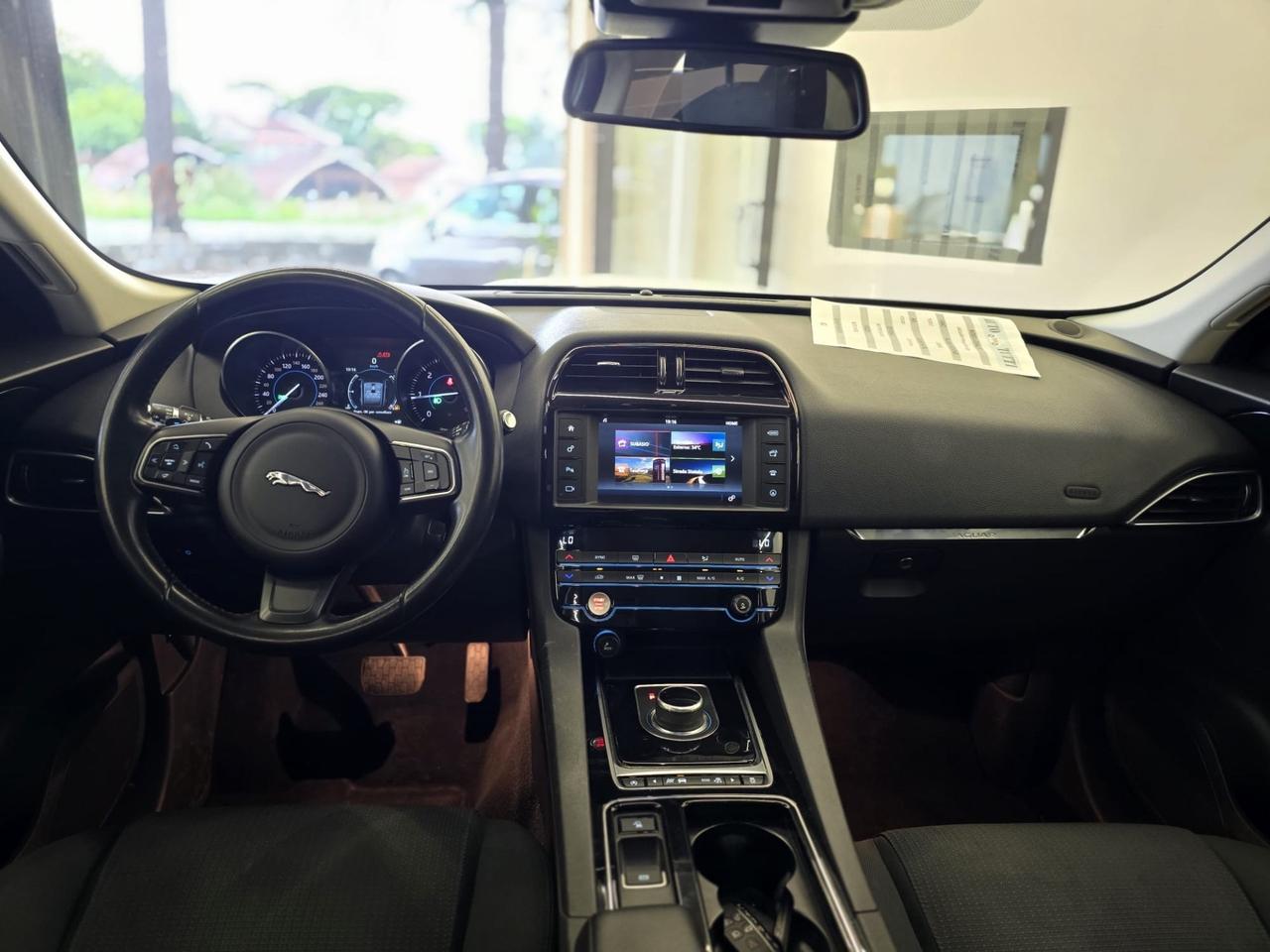 Jaguar F-Pace 2.0 D 163 CV Prestige