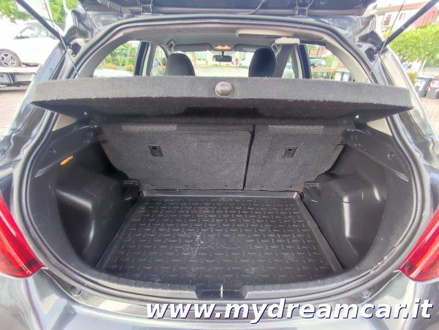 TOYOTA Yaris 1.0 5 porte Active