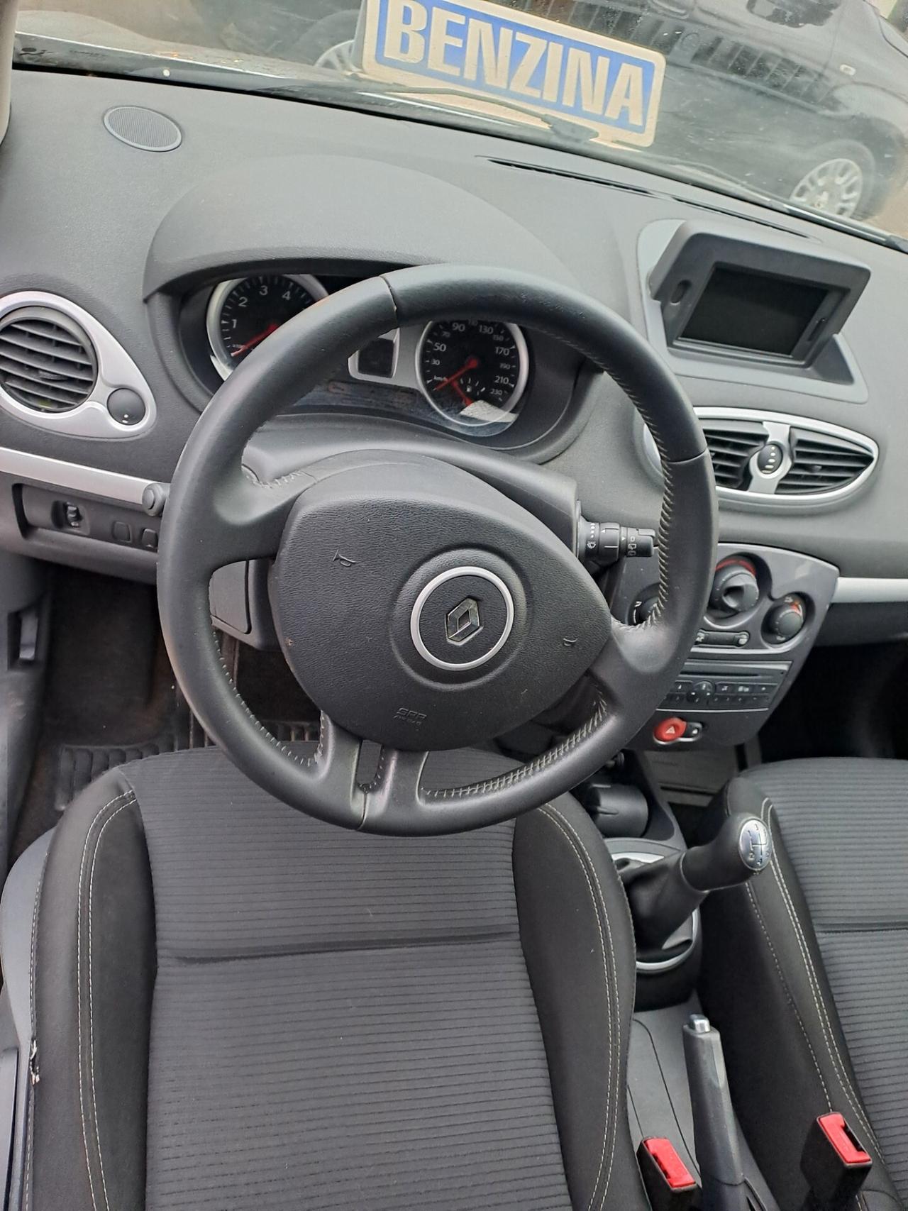 Renault Clio 1.2 16V 5 porte Live!