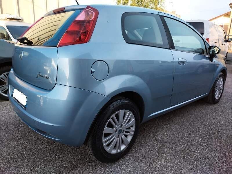 Fiat Grande Punto 1.3 MJT 90 CV 3 porte Emotion