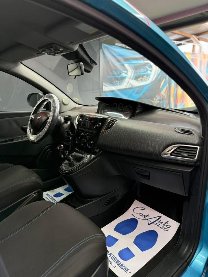 Lancia Ypsilon 0.9 Ben/Metano 84 cv Elefantino 12/2013