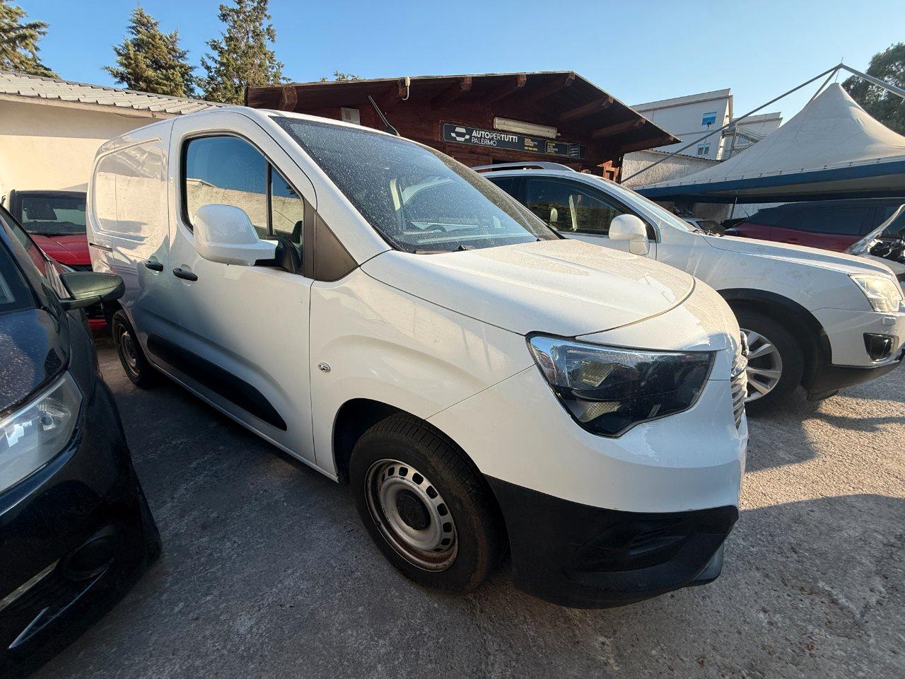 OPEL Combo cargo 1.5d 100cv L1H1 Essentia mt5