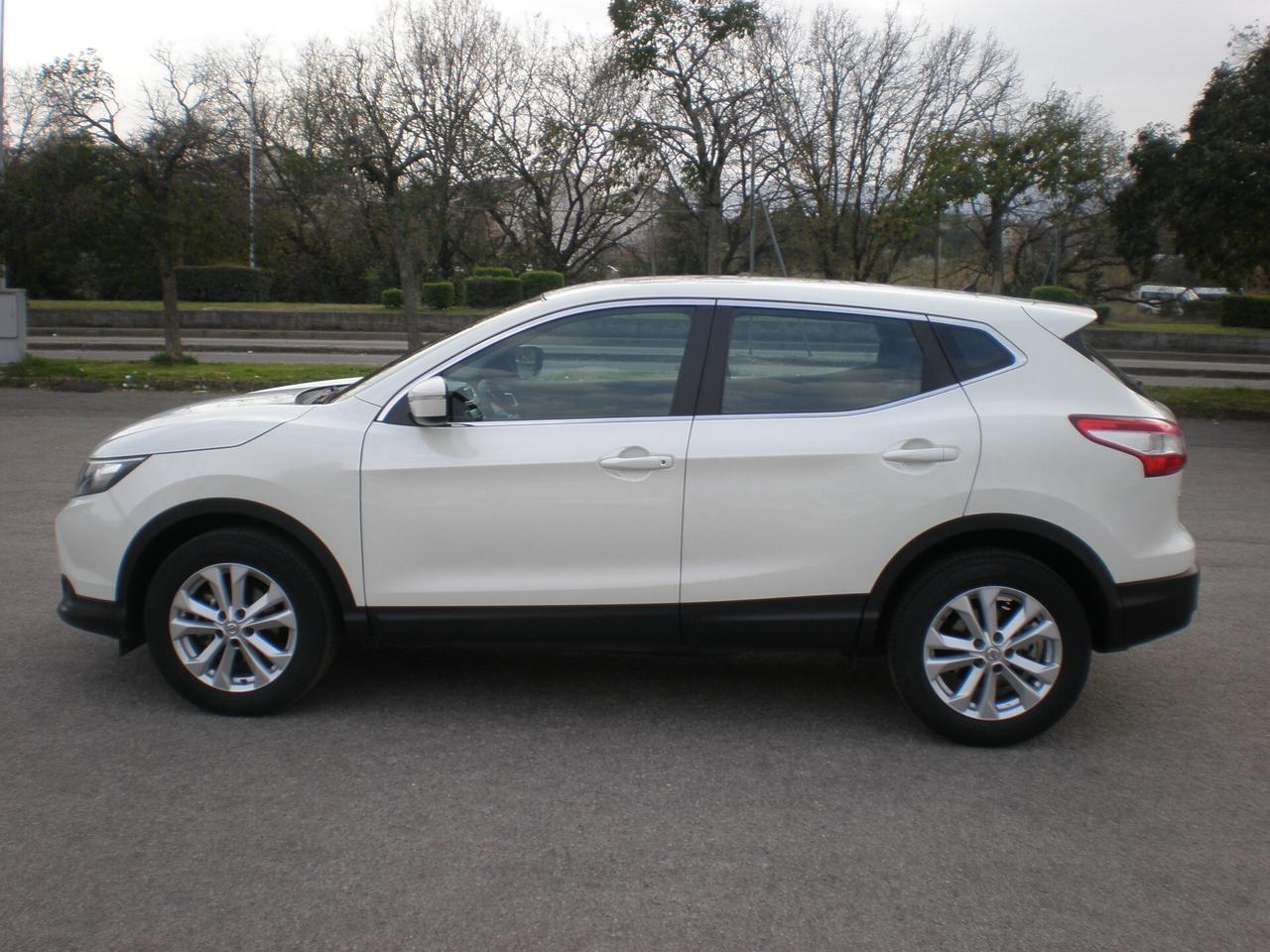 Nissan Qashqai 1.5 td, impeccabile