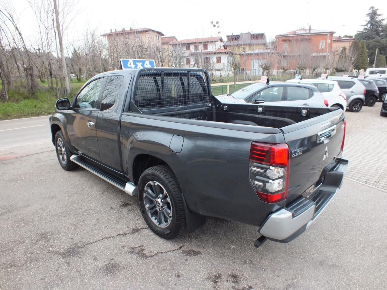 MITSUBISCHI L200 2.4 DI-D/150CV 4/P CASSONE LUNGO