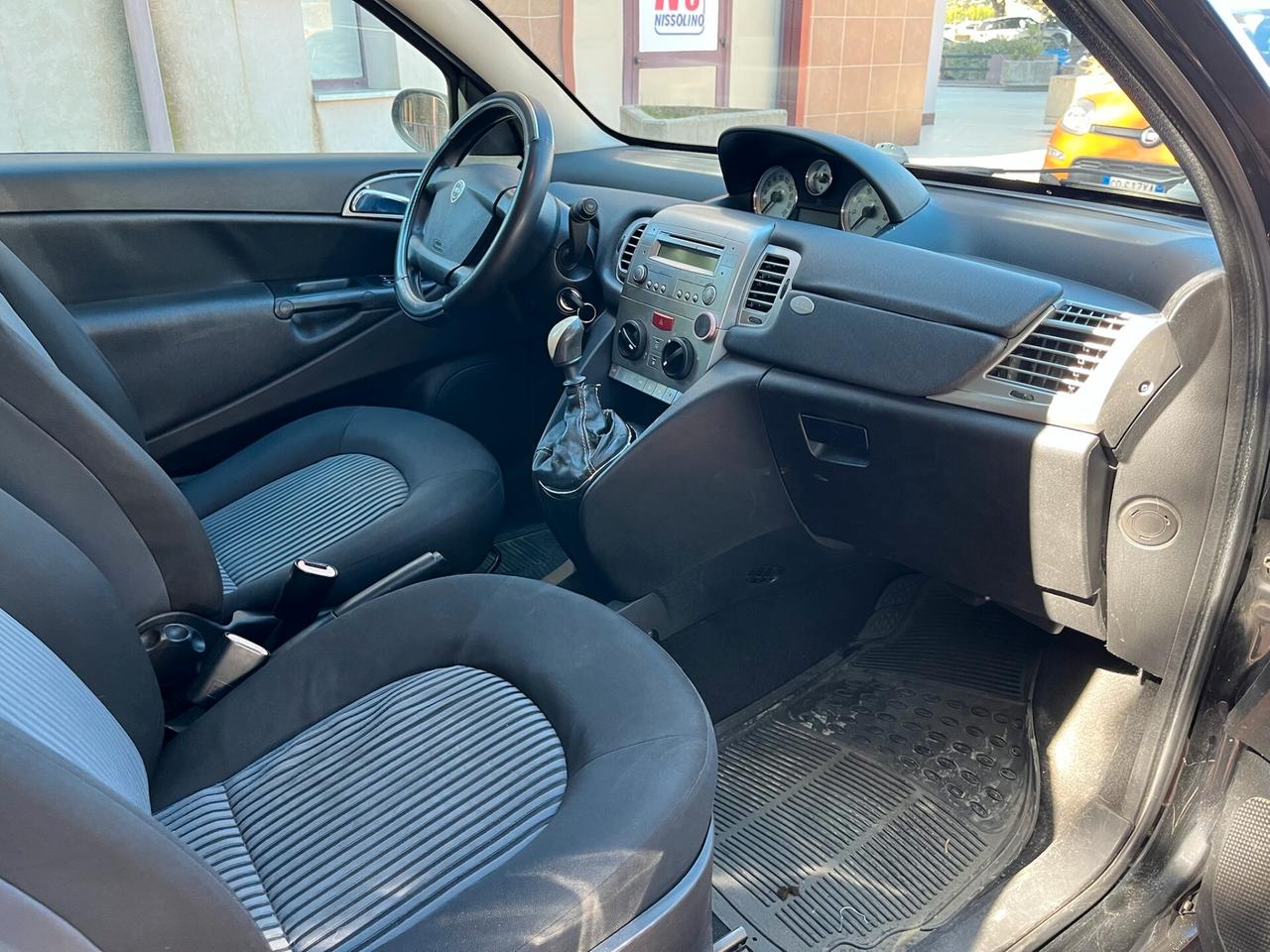 Lancia Ypsilon 1.2 - 2011