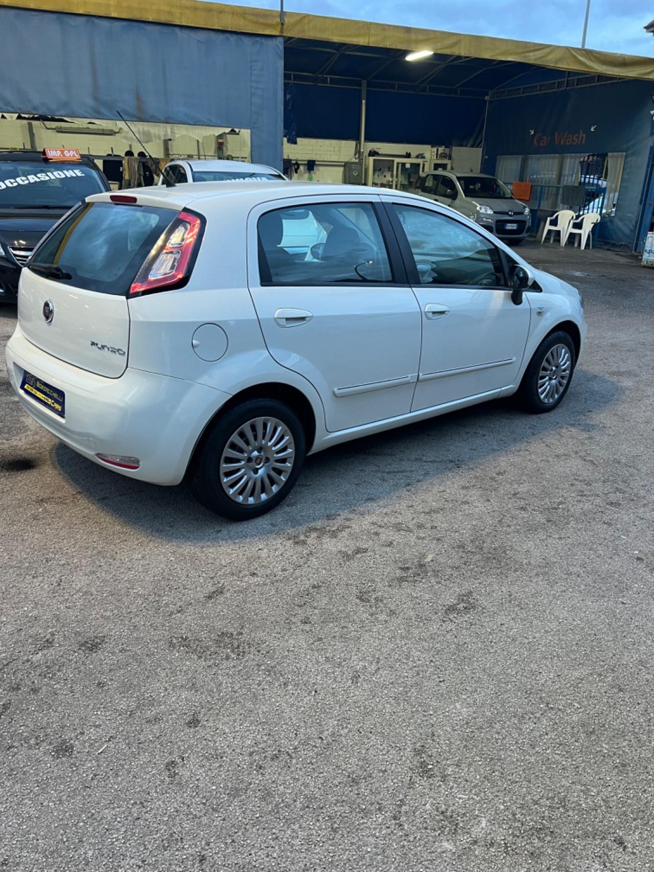 Fiat Punto 1.3 MJT II 75 CV 5 porte Lounge