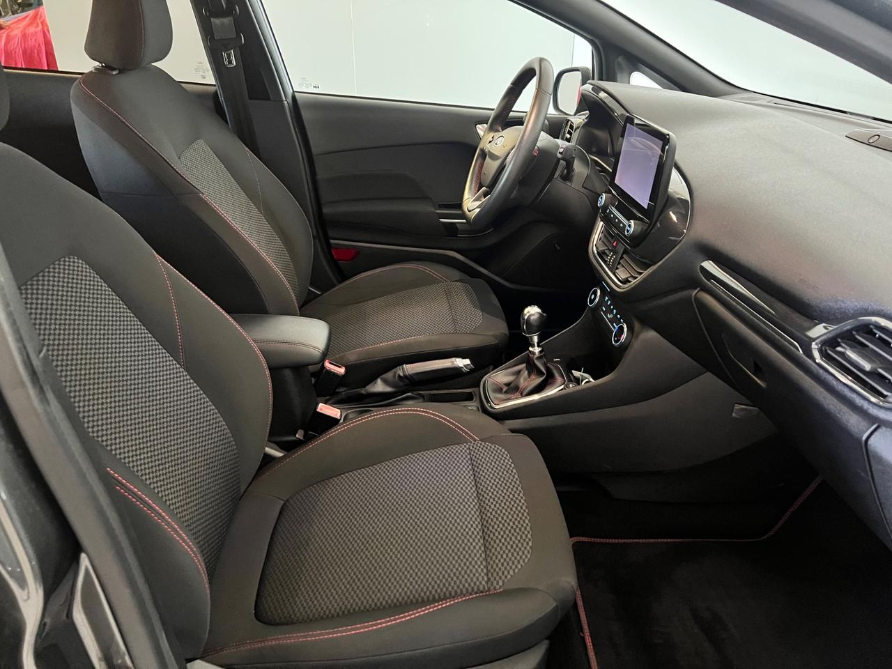 Ford Fiesta 1.0 Ecoboost 100 CV 5 porte ST-Line