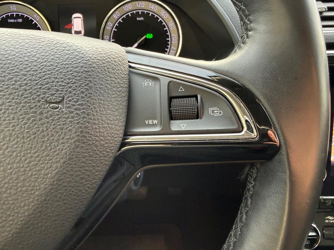 Skoda Superb 2.0 TDI 150 CV SCR DSG Wagon