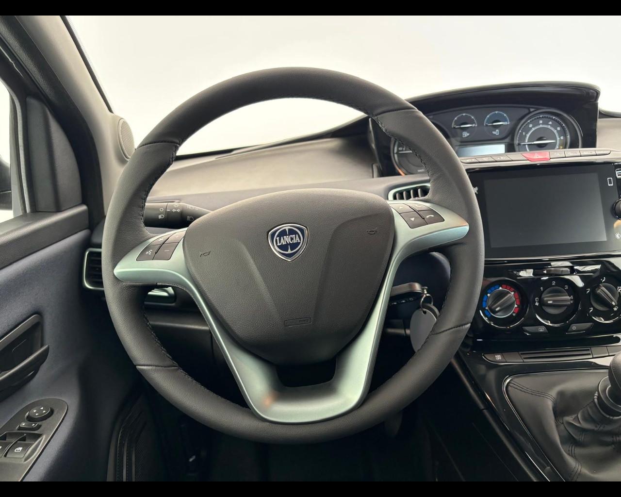 LANCIA Ypsilon III 2021 - Ypsilon 1.0 firefly hybrid Gold s&s 70cv 5p.ti