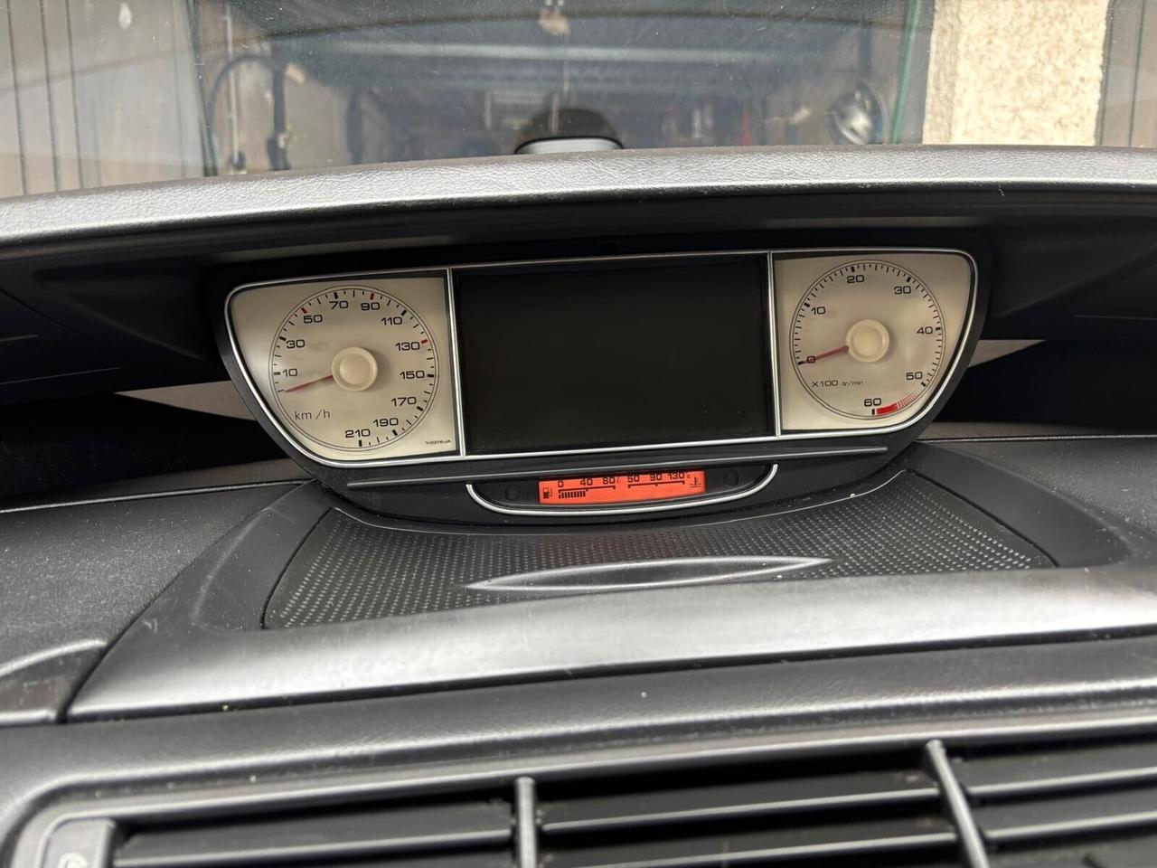 Peugeot 807 2.0 HDi 136CV ST Mix - 7/8 POSTI