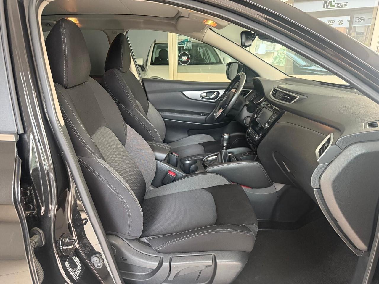 Nissan Qashqai 1.5 dCi N-Connecta