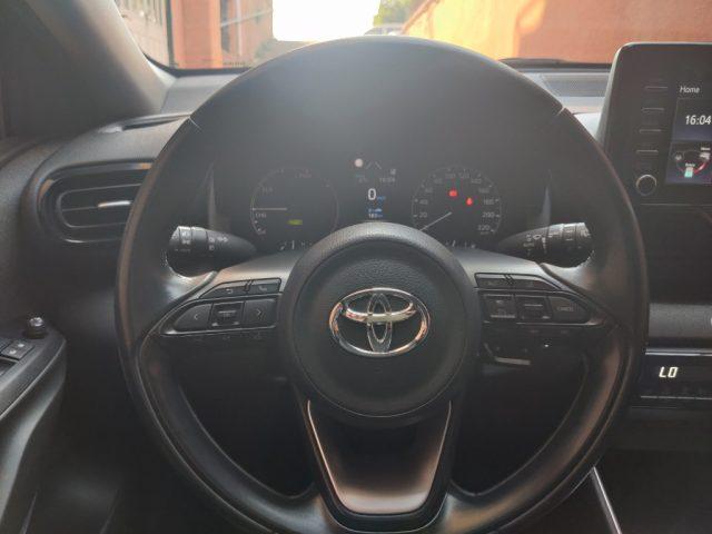 TOYOTA Yaris 1.5 Hybrid 5 porte Business KM 44.000 TAGLIANDATA