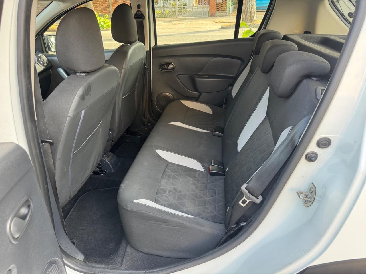 Dacia Sandero Stepway 1.5 dCi 90CV SeS garanzia 12 m