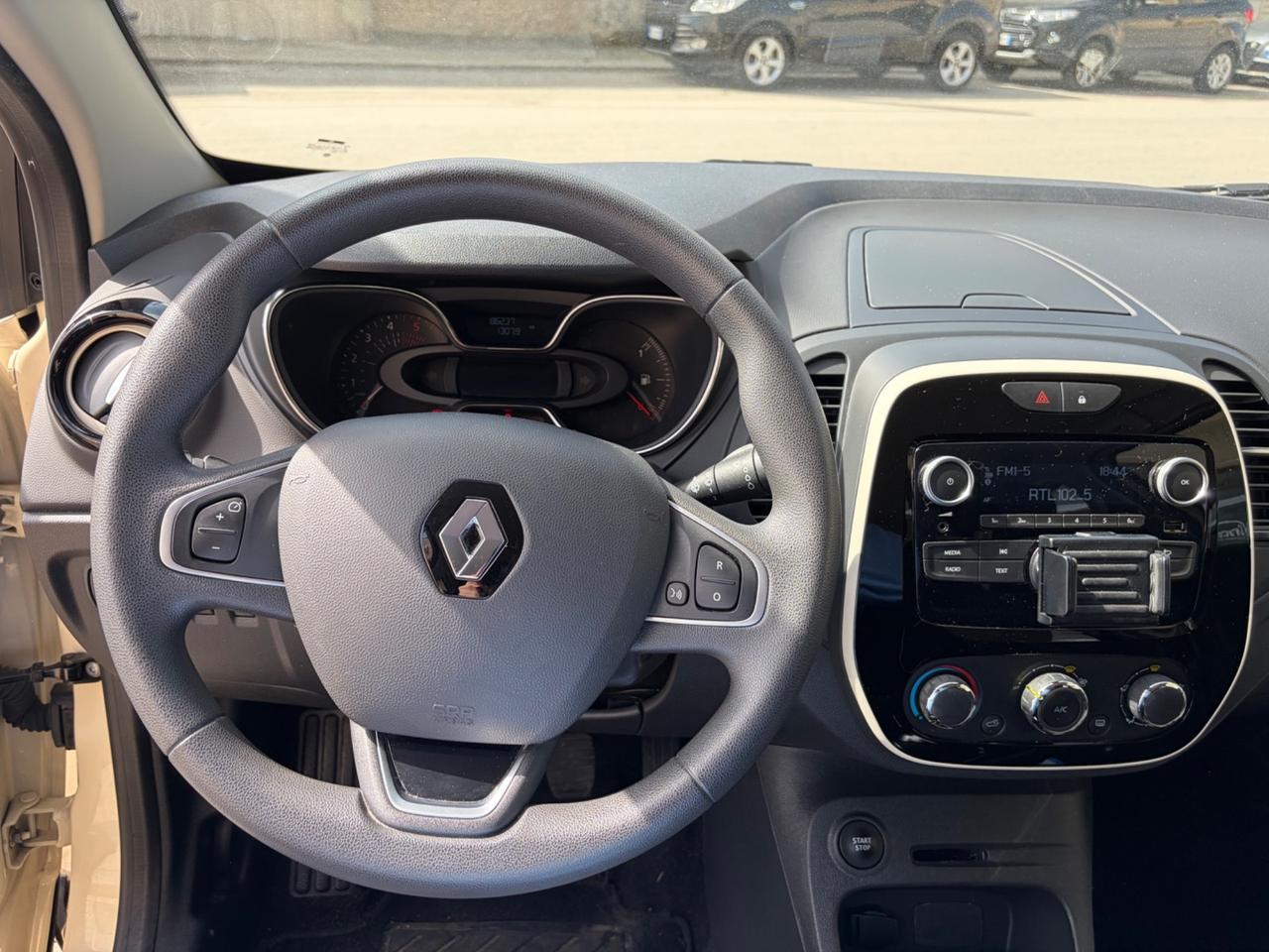 Renault Captur dCi 8V 90 CV Sport Edition2