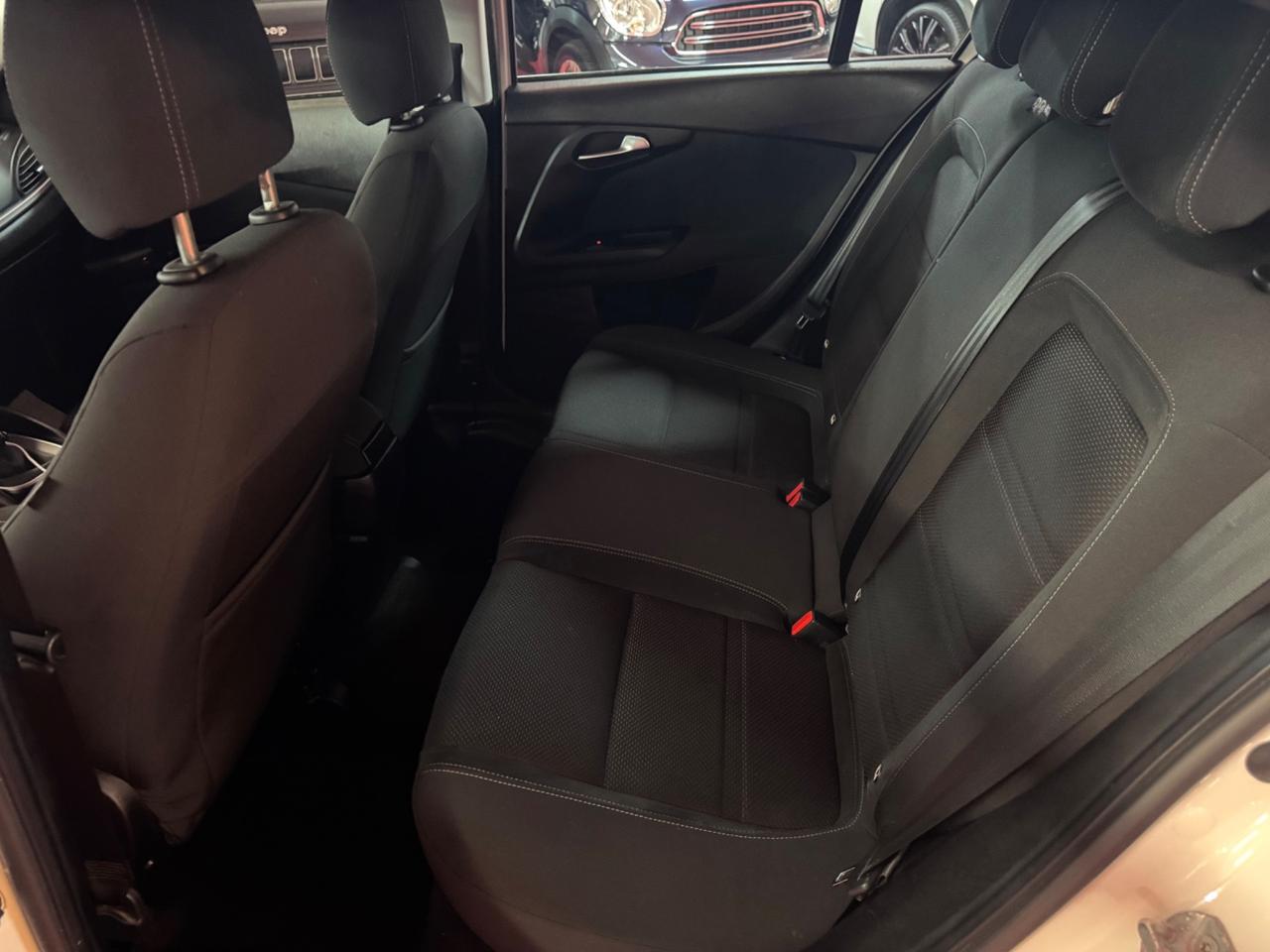 Fiat Tipo 1.6 Mjt S&S 5 porte Lounge FARI LED