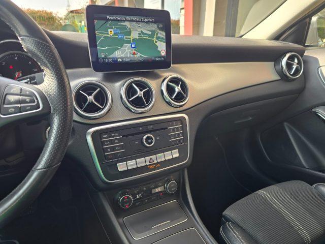 MERCEDES-BENZ GLA 200 d Automatic Navigatore RetroCamera Xenon + LED