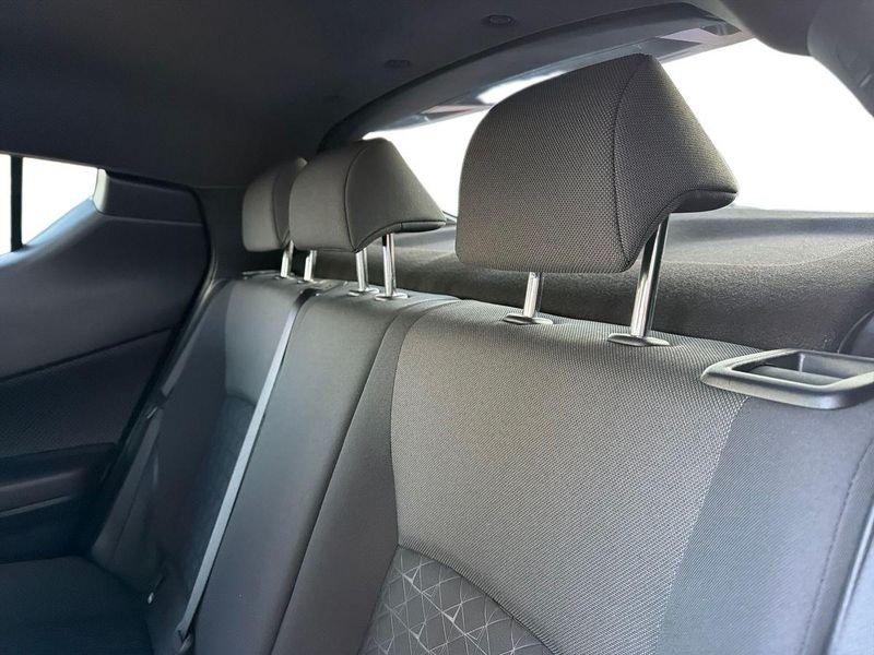 Toyota C-HR C-HR 2.0h Trend e-cvt