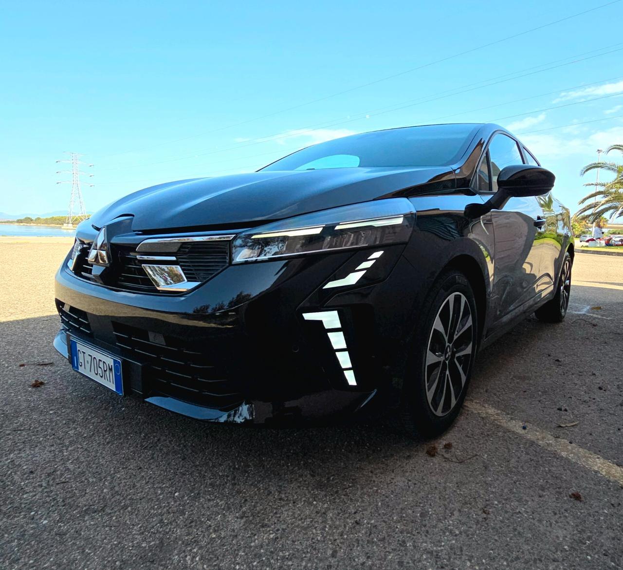 Mitsubishi Colt 1.0L turbo 90 CV Invite