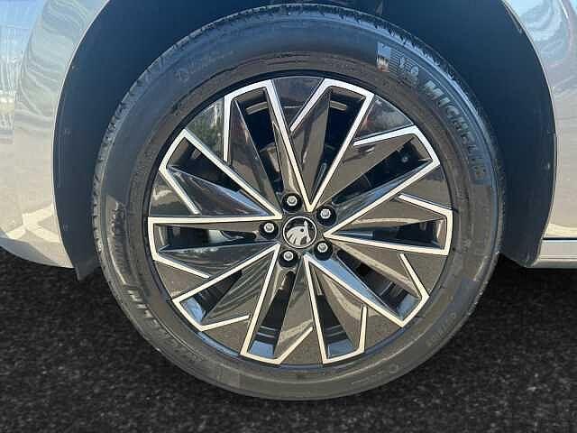 SKODA Kamiq 1.0 TSI Black Dots