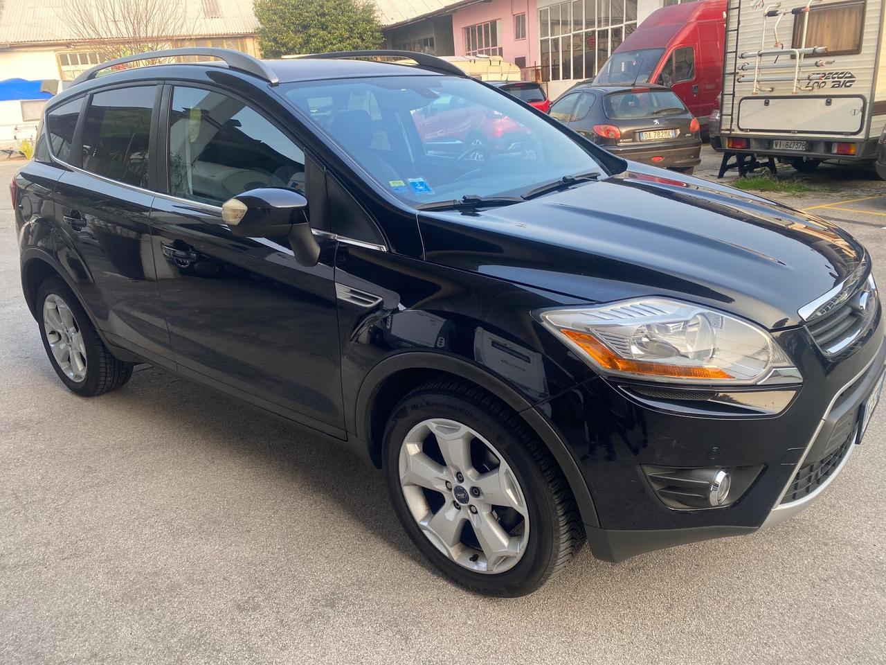 Ford Kuga Kuga+ 2.0 TDCi 136 CV 4WD DPF