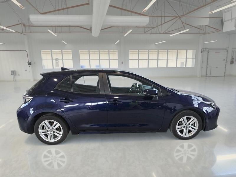TOYOTA COROLLA 1.8 HYBRID BUSINESS AUTO 5 PORTE BERLINA