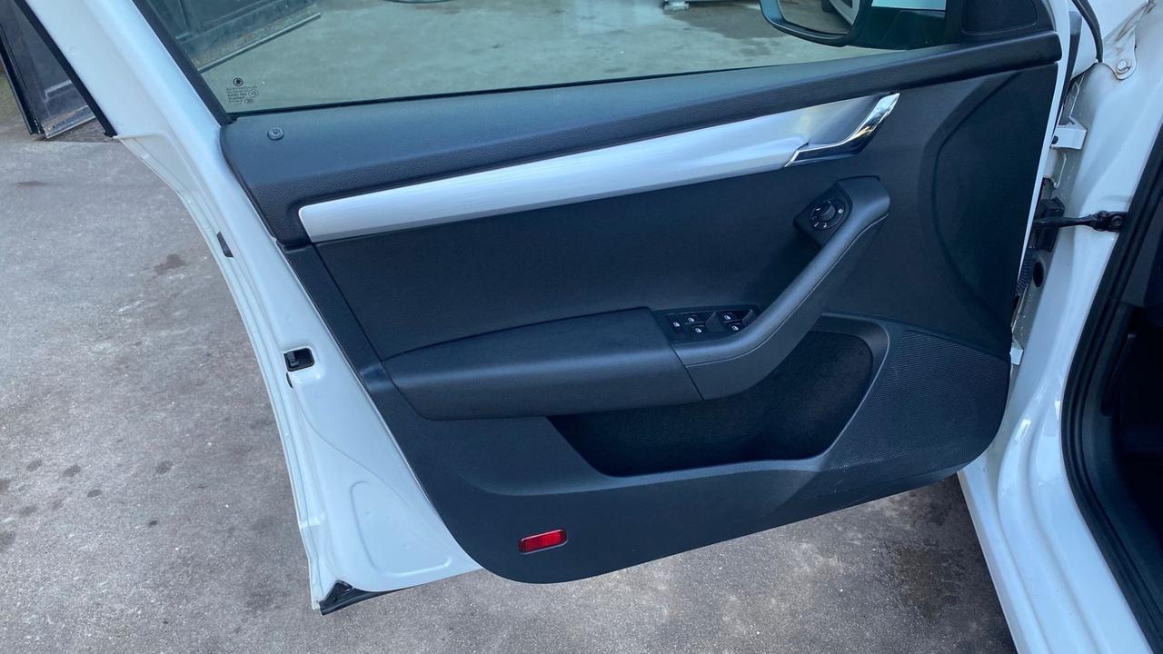 Skoda Octavia 1.6 TDI CR 115 CV Wagon Executive