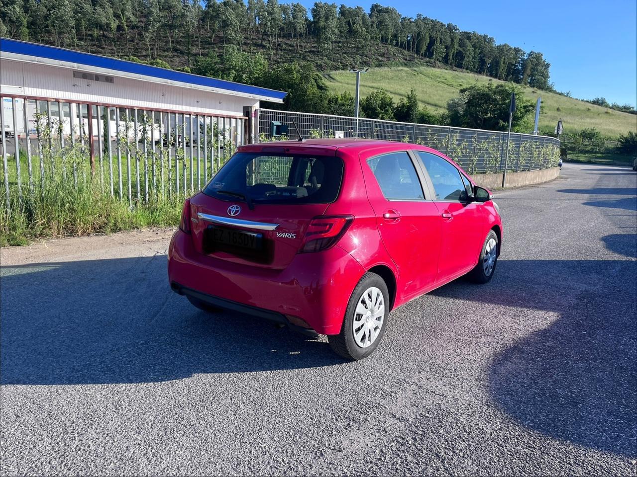 Toyota Yaris 1.0 5 porte