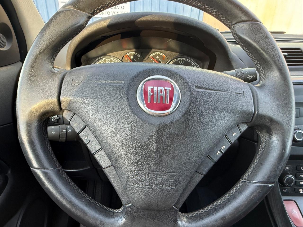 Fiat Croma 1.9 Multijet Emotion