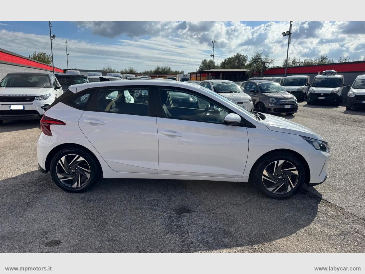HYUNDAI i20 CONNECTLINE 1.2 MPI 84CV