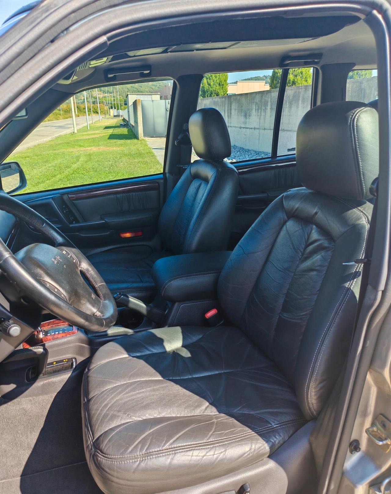 Jeep Grand Cherokee 5.9 4WD Quadra-Trac Limited LX