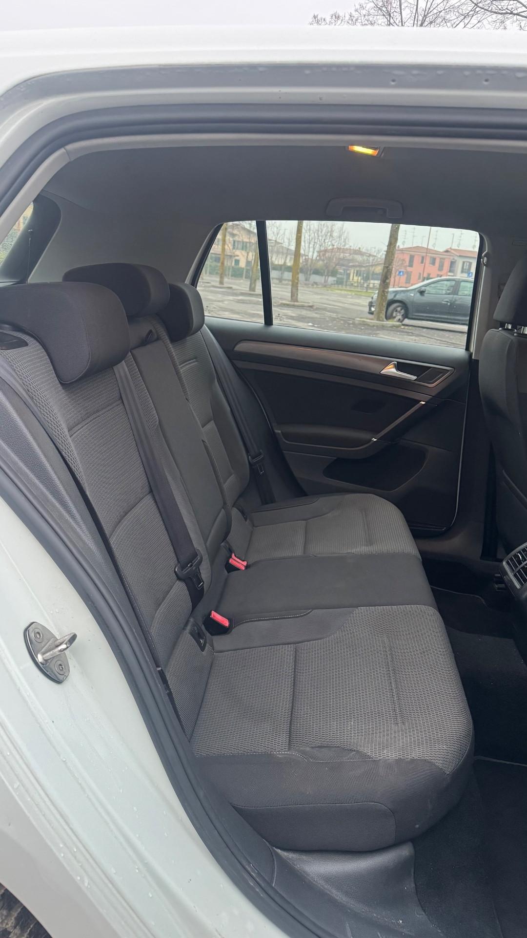 Volkswagen Golf 1.2 TSI