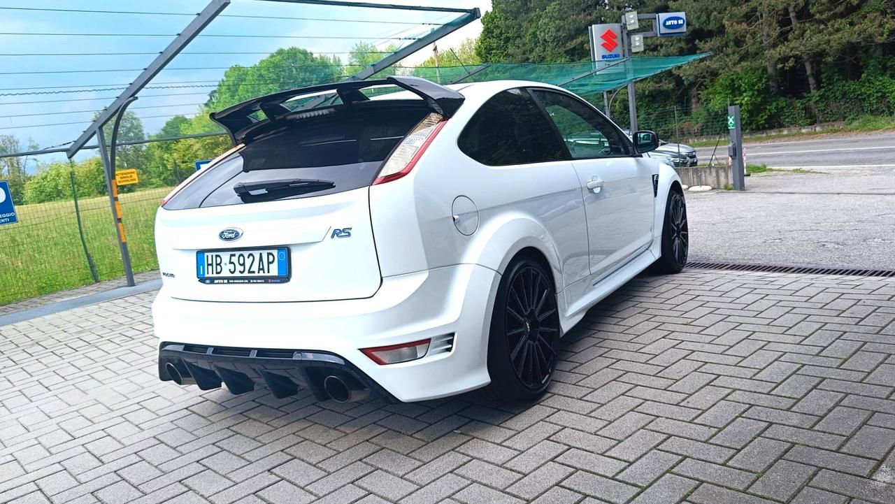 Ford Focus 2.5T (305CV) 3p. RS