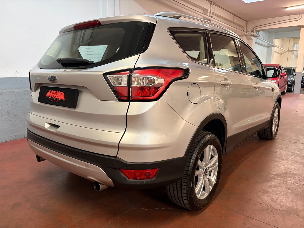Ford Kuga 1.5 TDCI 120 CV S&S 2WD Business