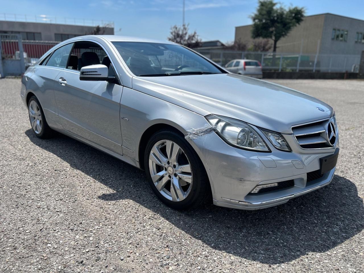 Mercedes-benz E 220 CDI BlueEFFICIENCY coupè