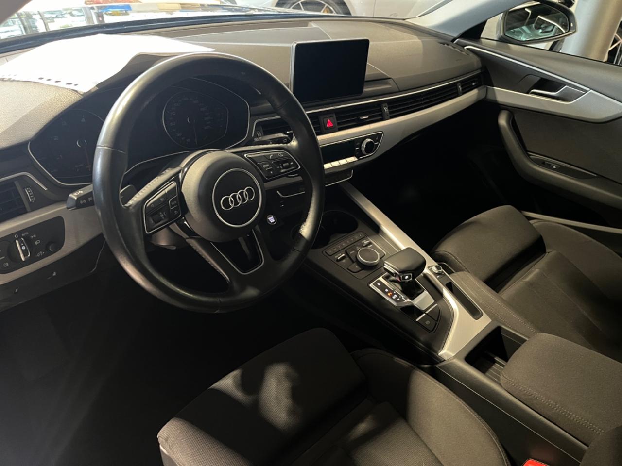 Audi A4 Avant 2.0 TDI 150 CV S tronic Business Sport