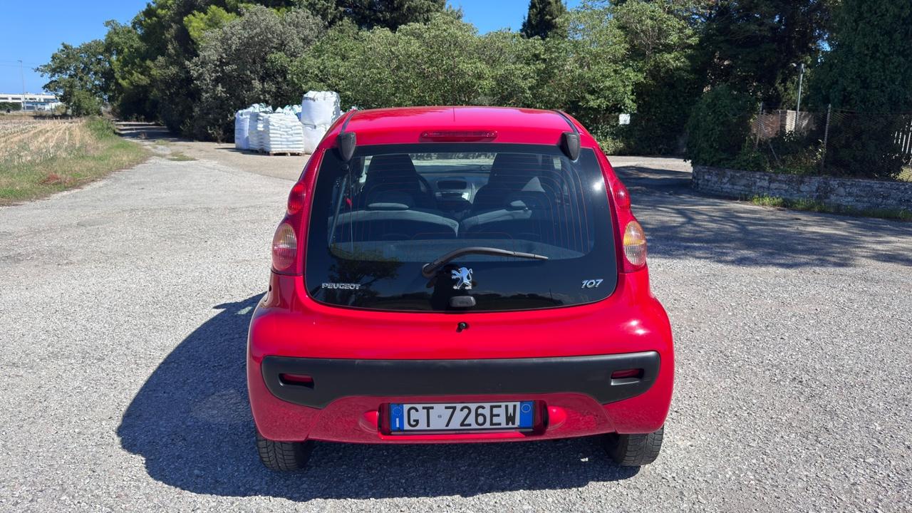 Peugeot 107 1.0 68CV 5p. Desir