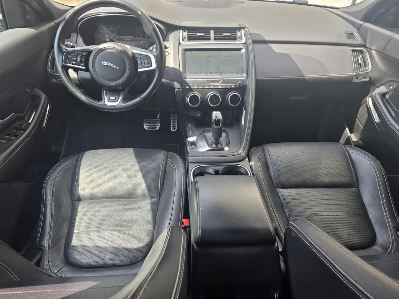 Jaguar E-Pace 2.0 249 CV AWD aut. R-Dynamic