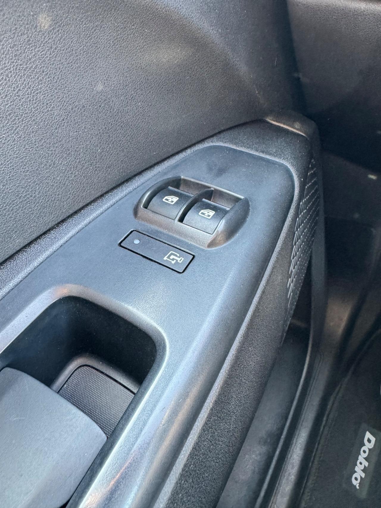 Fiat Doblo Doblò 1.4 T-Jet Natural Power PL-TN Cargo Maxi Lamierato