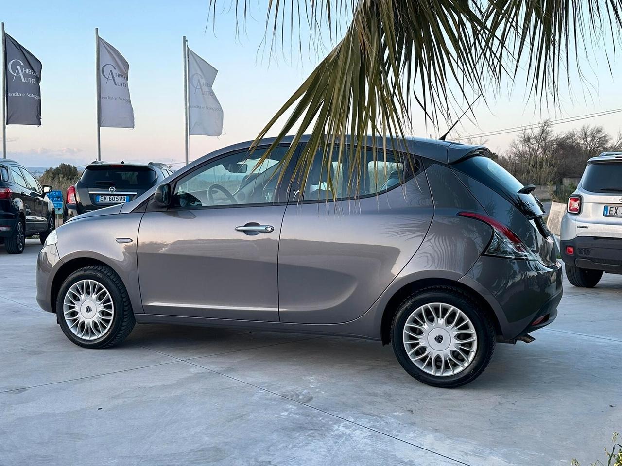 Lancia Ypsilon 1.3 MJT 16V 95 CV 5 porte S&S