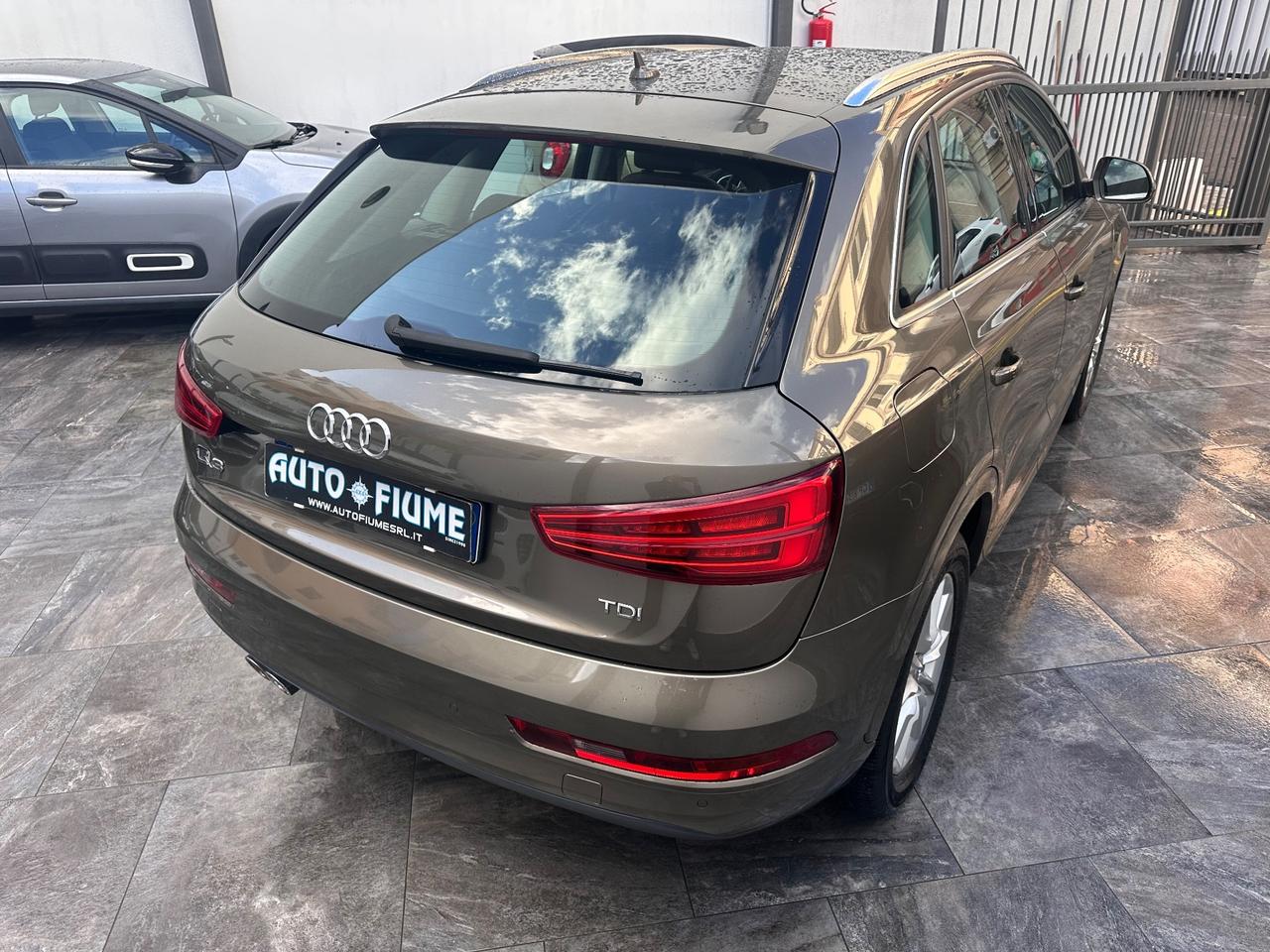 Audi Q3 2.0 TDI 120 CV Design