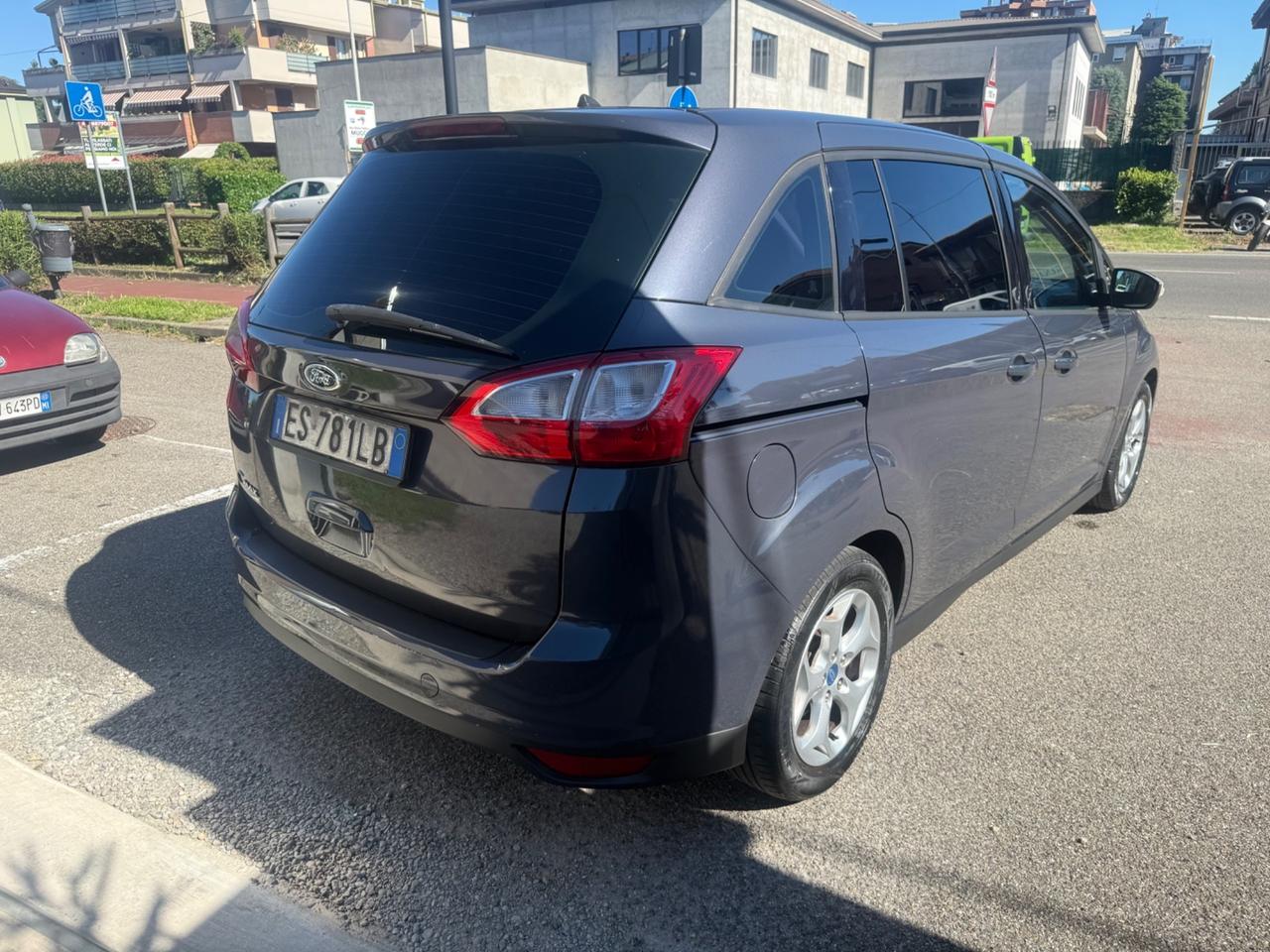 Ford C-Max 1.6 TDCi 115CV Titanium 7 posti