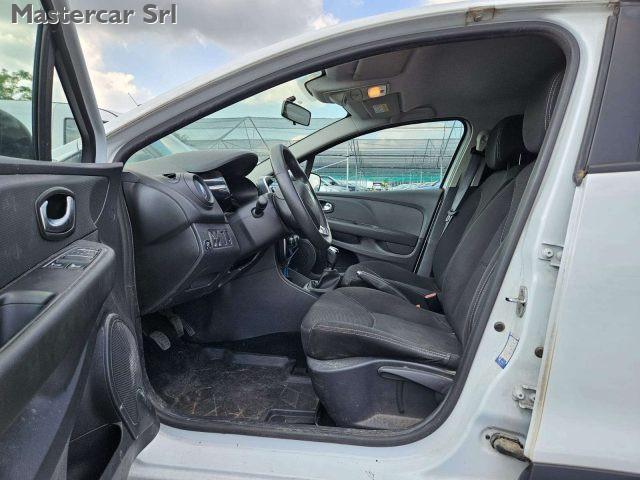 RENAULT Clio VAN TCE 90 GPL - targa FX287EJ