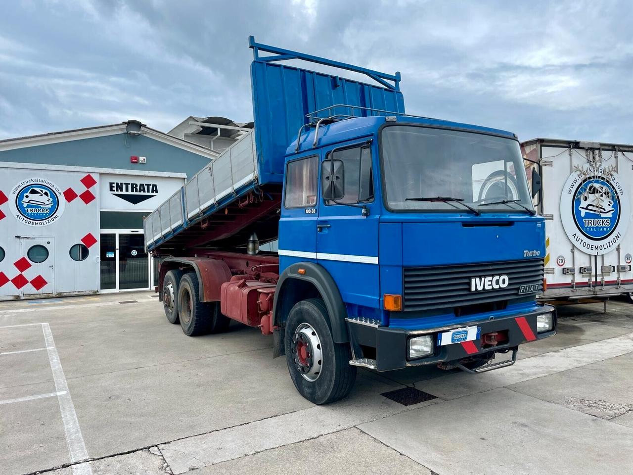 IVECO 190-38 RIBALTABILE TRILATERALE
