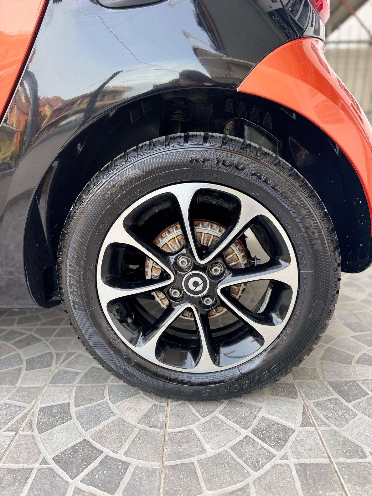 Smart ForTwo 1000 52 kW MHD coupé passion