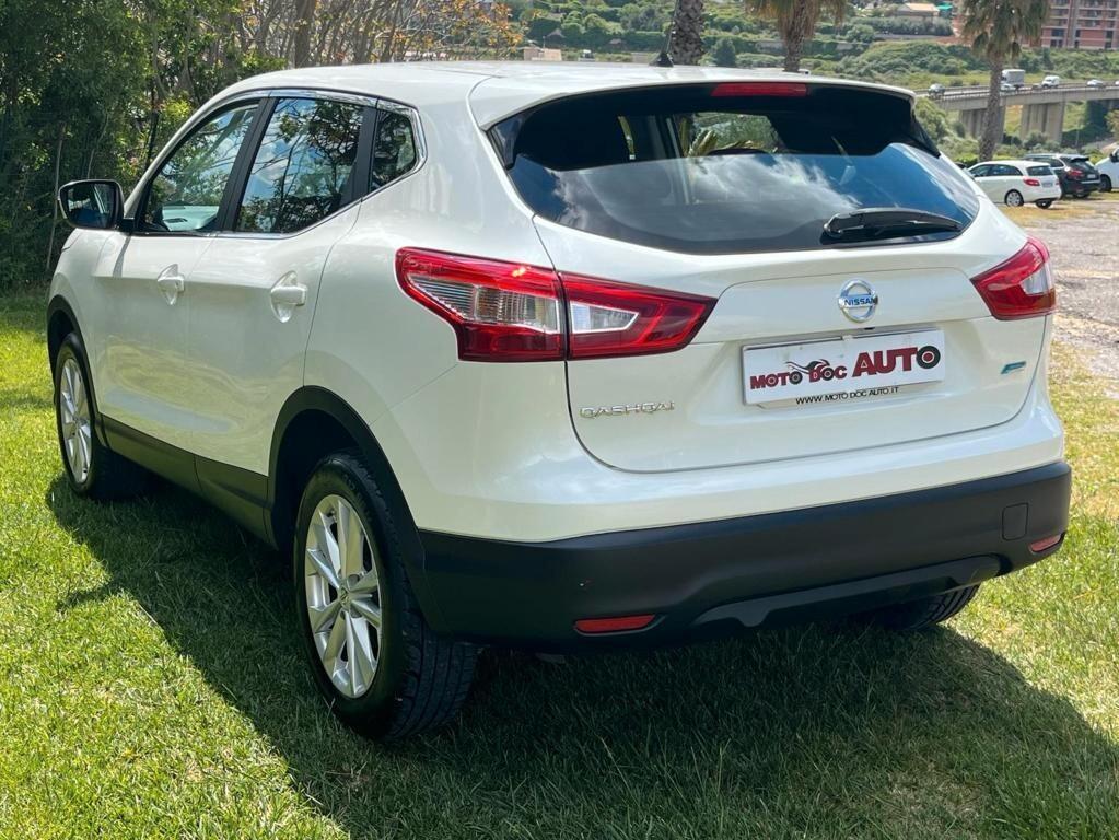 Nissan Qashqai 1.5 DCi Visia 110cv