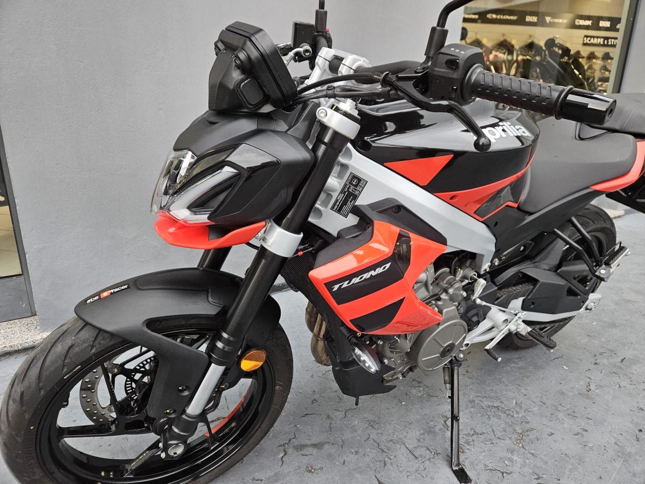 Aprilia Tuono 457 - 2025